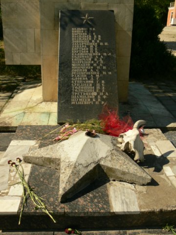 secondworldwarmonument.jpg